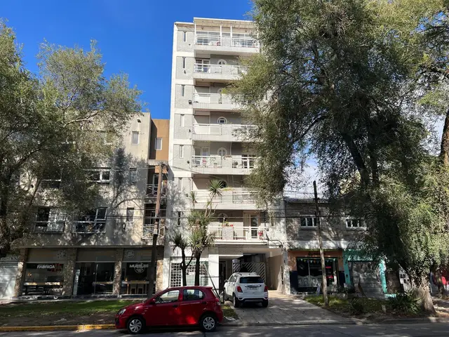 Cochera en venta en VILLA PRIMERA