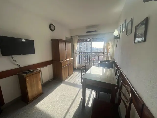 Departamento de 1 ambiente en venta en Área Centro