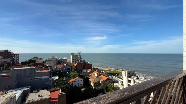 Departamento de 4 ambientes en venta en LA PERLA