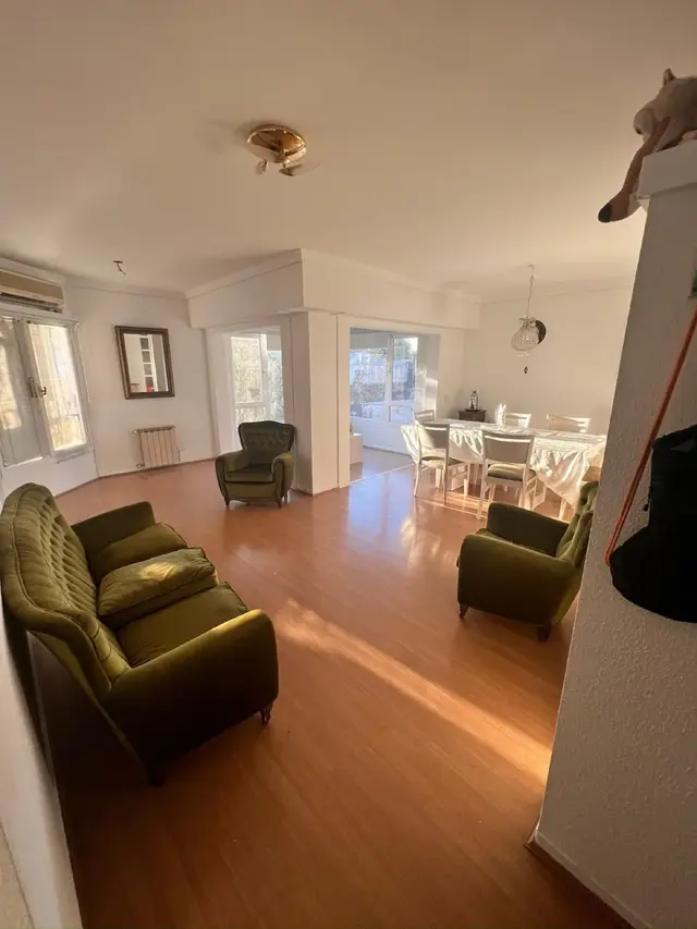 Departamento de 4 ambientes en venta en LA PERLA