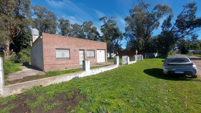 Casa de 2 ambientes en venta en PARQUE CAMET