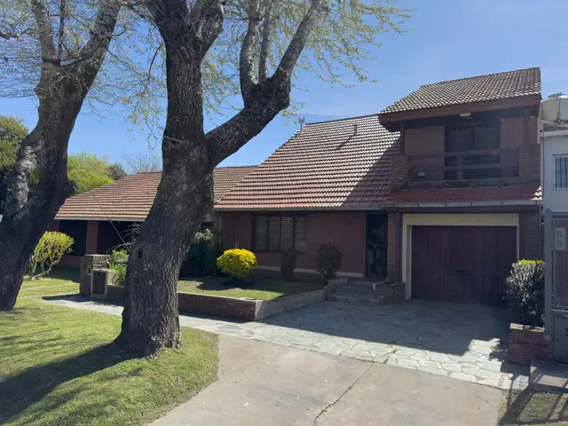 Casa de 4 ambientes en venta en ZACAGNINI JOSE MANUEL