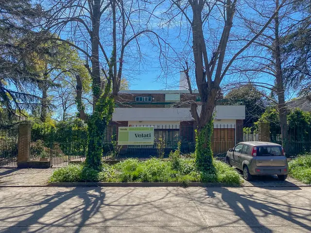 Casa de 5 ambientes en venta en FUNES Y SAN LORENZO