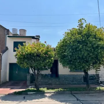 Casa de 3 ambientes en venta en SAN JOSE