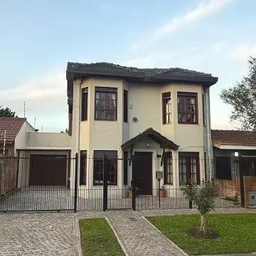 Casa de 5 ambientes en venta en ZACAGNINI JOSE MANUEL