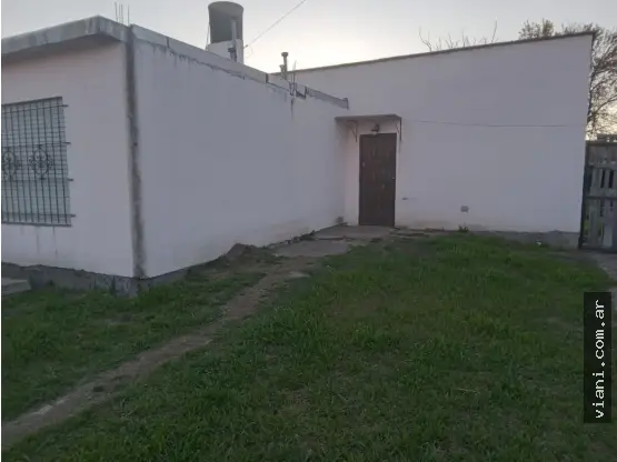 Casa de 2 ambientes en venta en LIBERTAD