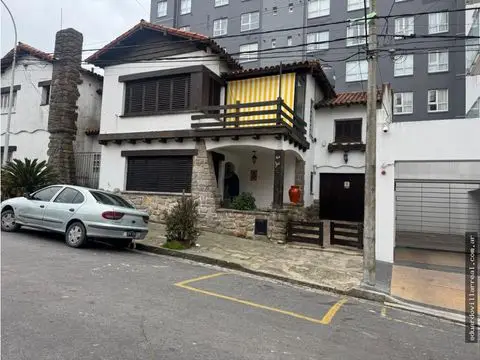 Casa de 4 ambientes en venta en Mar del Plata