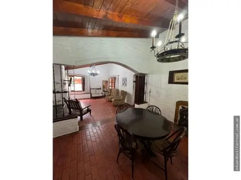 Casa de 3 ambientes en venta en PARQUE LURO