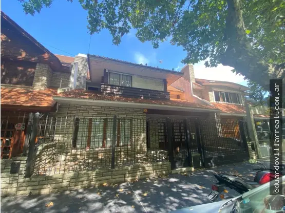 Casa de 7 ambientes en venta en NUEVA POMPEYA