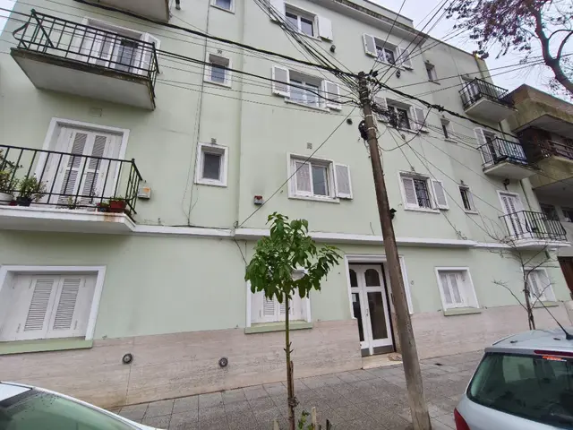Departamento de 2 ambientes en venta en LA PERLA