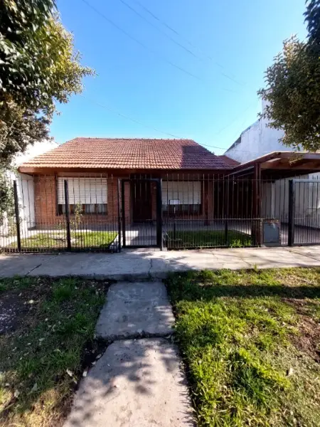 Casa en venta en VILLA PRIMERA