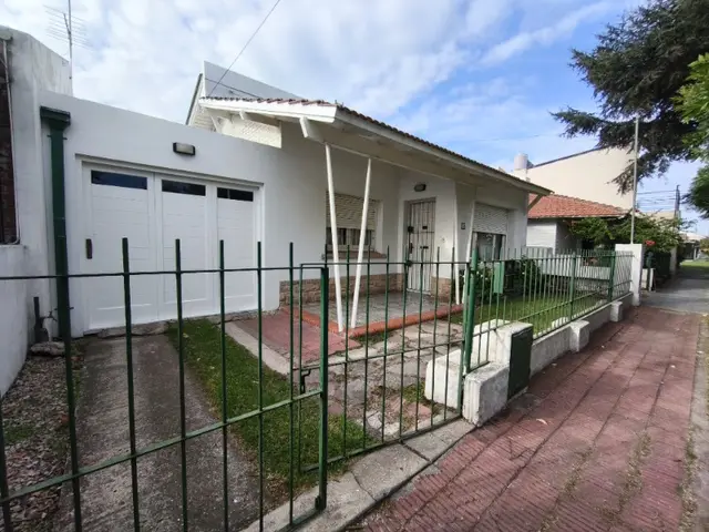 Casa de 3 ambientes en venta en VILLA PRIMERA