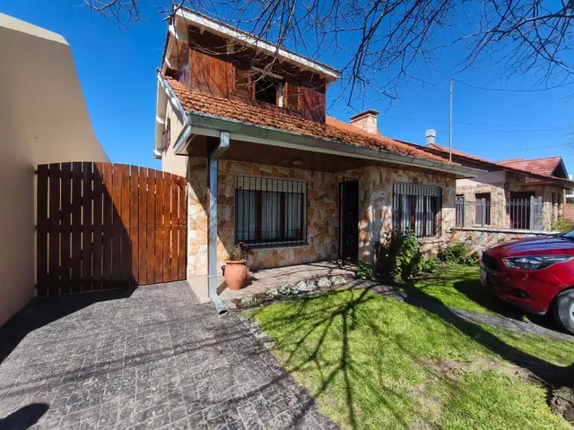 Casa de 5 ambientes en venta en CONSTITUCION