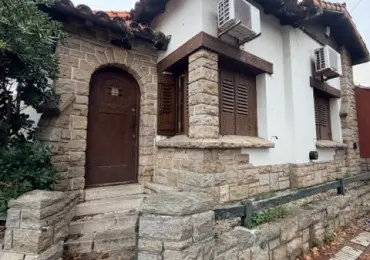Casa de 5 ambientes en venta en Centro