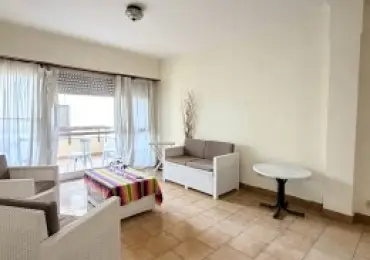 Departamento de 4 ambientes en venta en Centro