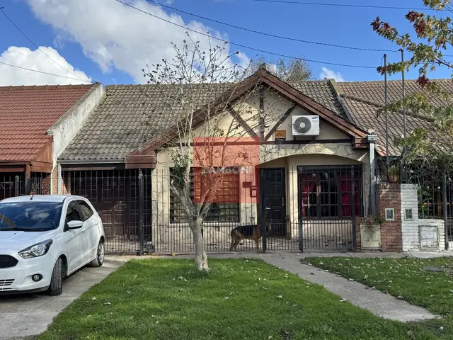 Casa de 3 ambientes en venta en LOS PINARES