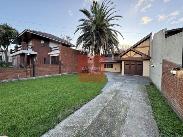 Casa de 4 ambientes en alquiler en Colinas de Peralta Ramos