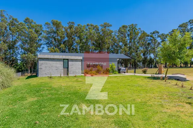 Casa de 3 ambientes en venta en Playa Chapadmalal