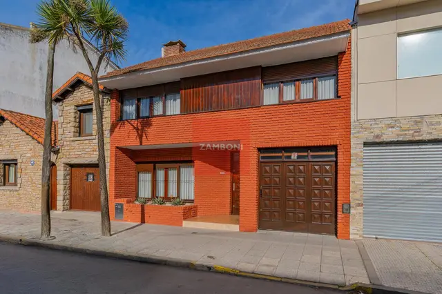 Casa de 4 ambientes en venta en SAN JUAN