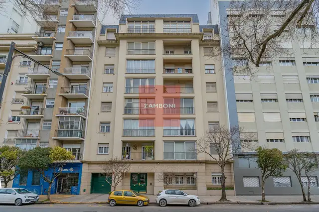 Departamento de 4 ambientes en venta en Centro