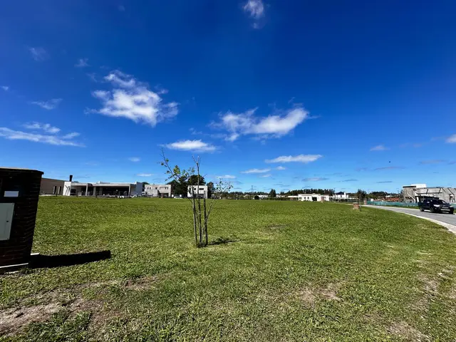Terreno en venta en NUEVO GOLF