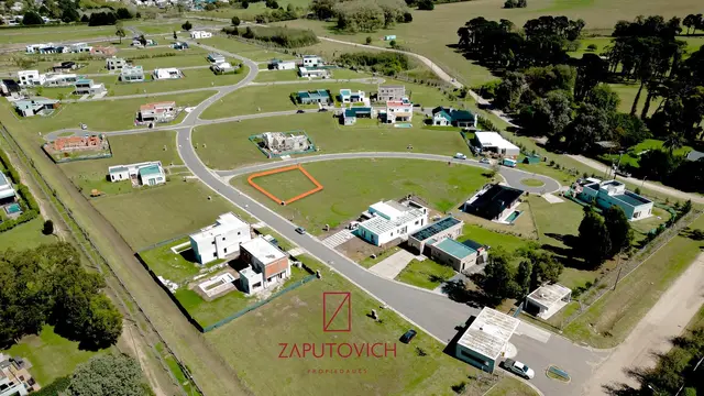 Terreno en venta en NUEVO GOLF
