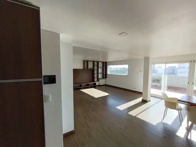 Departamento de 4 ambientes en venta en Centro
