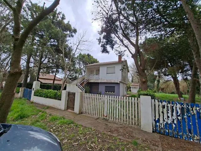 Casa de 4 ambientes en venta en Playa Chapadmalal