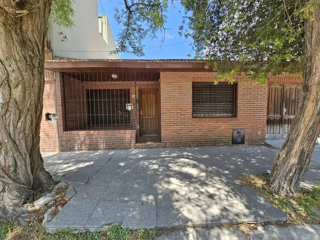Casa de 3 ambientes en alquiler en Mar del Plata