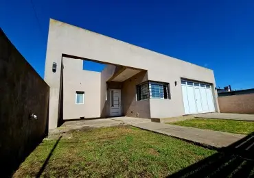 Casa en venta en CAMET FELIX U.
