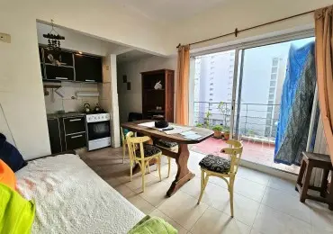 Departamento de 3 ambientes en venta en Centro