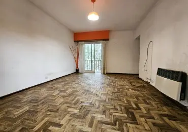 Departamento de 4 ambientes en venta en AEROPARQUE