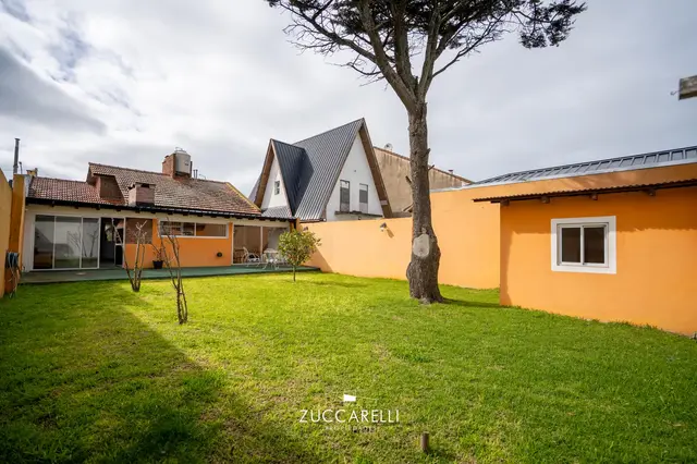 Casa de 3 ambientes en venta en FARO NORTE