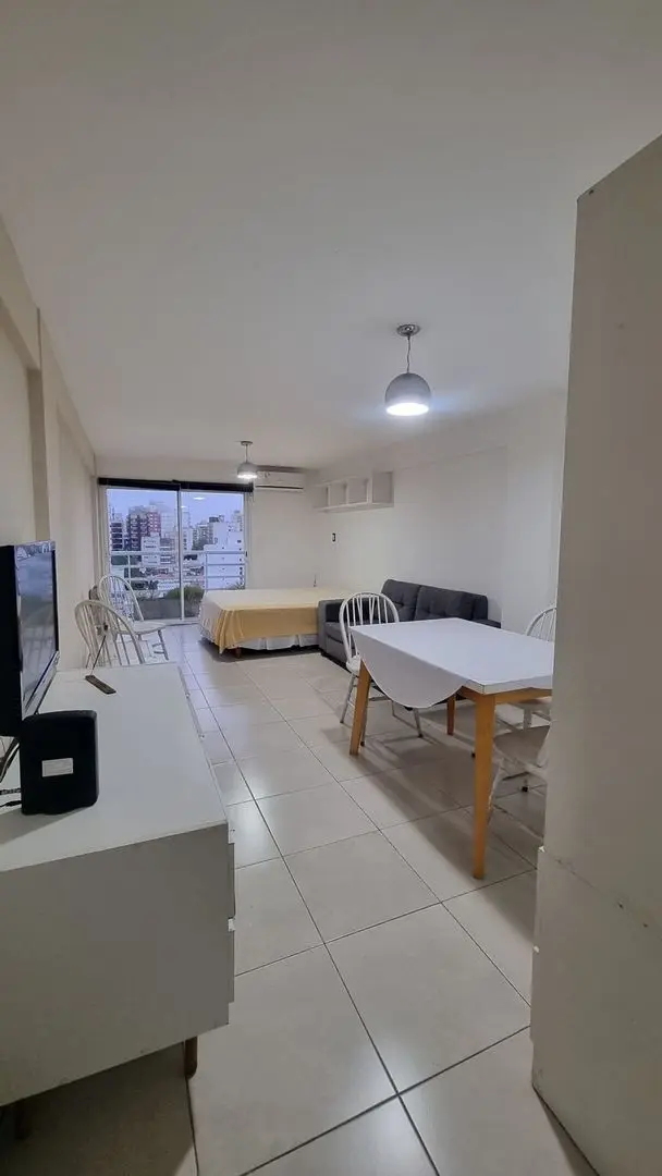 Departamento de 1 ambiente en venta en LA PERLA