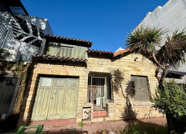 Casa de 4 ambientes en venta en GENERAL ROCA