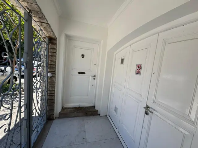 Departamento de 4 ambientes en venta en ESTACION TERMINAL (ALDREY)
