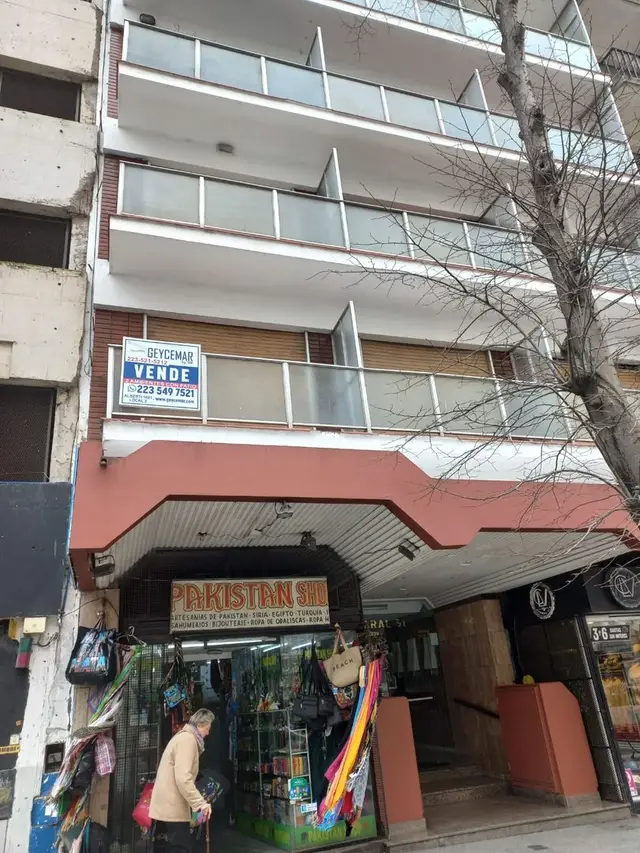 Departamento de 2 ambientes en venta en Centro