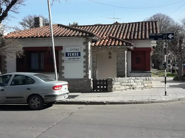 Casa de 4 ambientes en venta en SAN JUAN