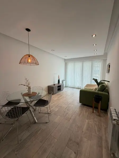 Departamento de 2 ambientes en venta en Centro