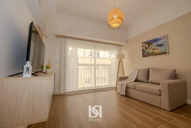 Departamento de 3 ambientes en venta en Área Centro