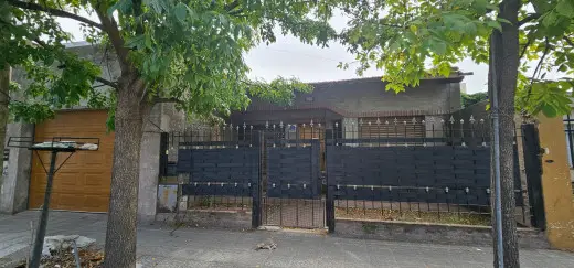 Casa de 4 ambientes en venta en Mar del Plata