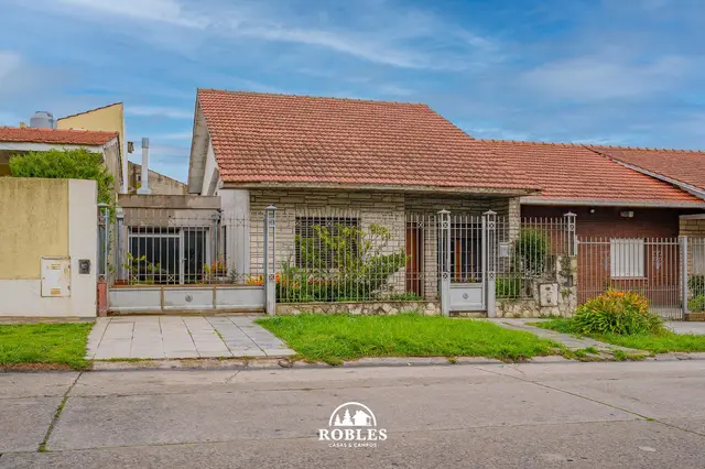 Casa de 4 ambientes en venta en SAN CARLOS
