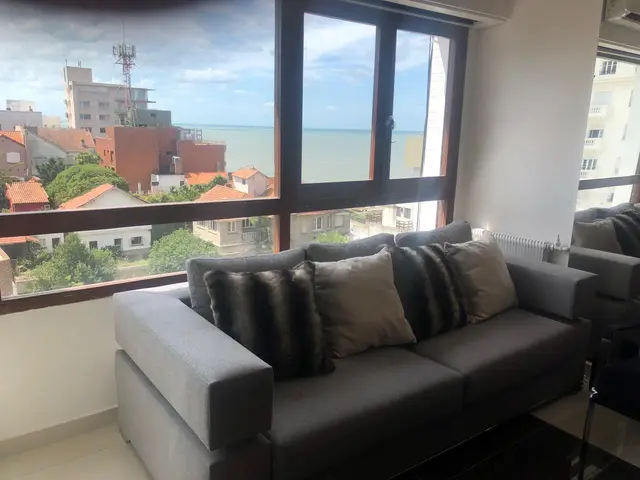 Departamento de 4 ambientes en venta en LA PERLA