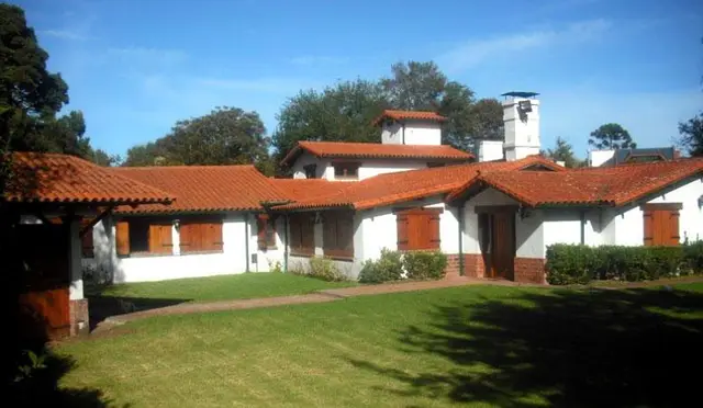Casa de 8 ambientes en venta en PARQUE LURO