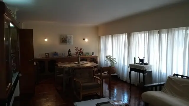 Departamento de 4 ambientes en venta en Centro