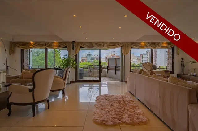 Departamento de 7 ambientes en venta en Centro