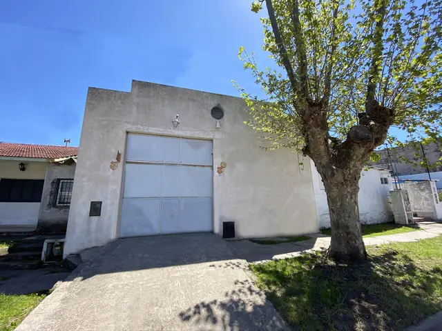 Local en venta en DEL PUERTO