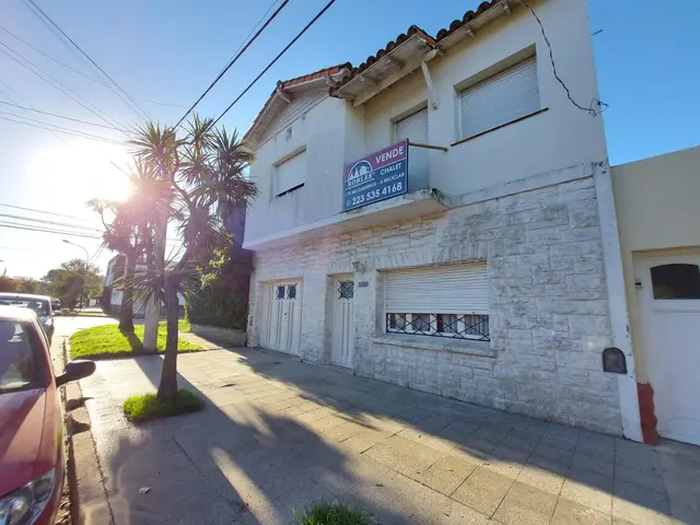 Casa de 5 ambientes en venta en PARQUE LURO