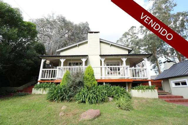 Casa de 5 ambientes en venta en SIERRA DE LOS PADRES