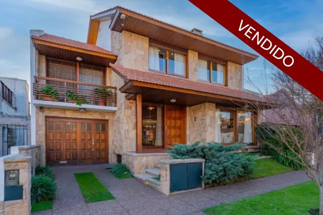 Casa de 8 ambientes en venta en SAN CARLOS